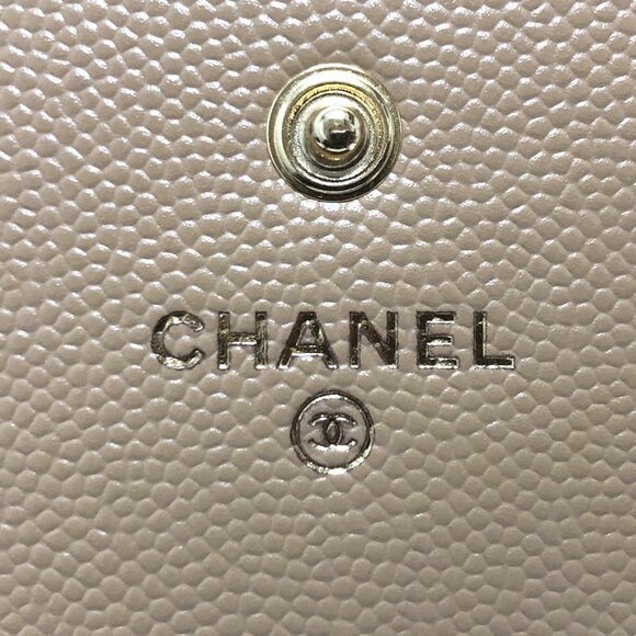 CHANEL Authentic Cream Wallet - Picture 8 of 12